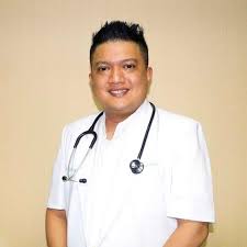 Dr. Rizky Pratama, M.Farm